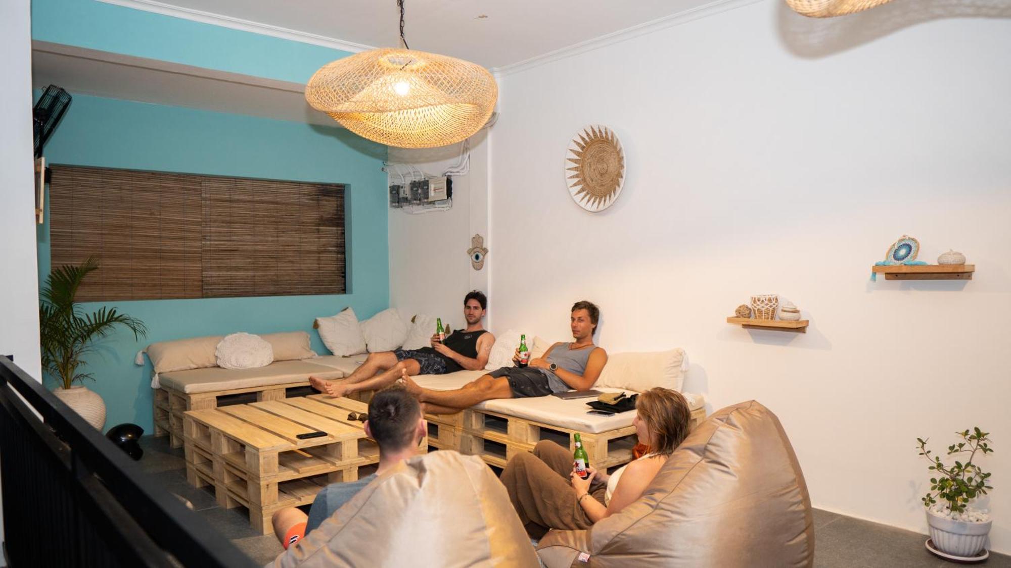 The White Bay Lombok Apartment Kuta  Exterior foto